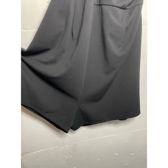 NEW Torrid Crepe One Shoulder Wrap Skirt Romper Black Size 24 - Picture 7 of 8